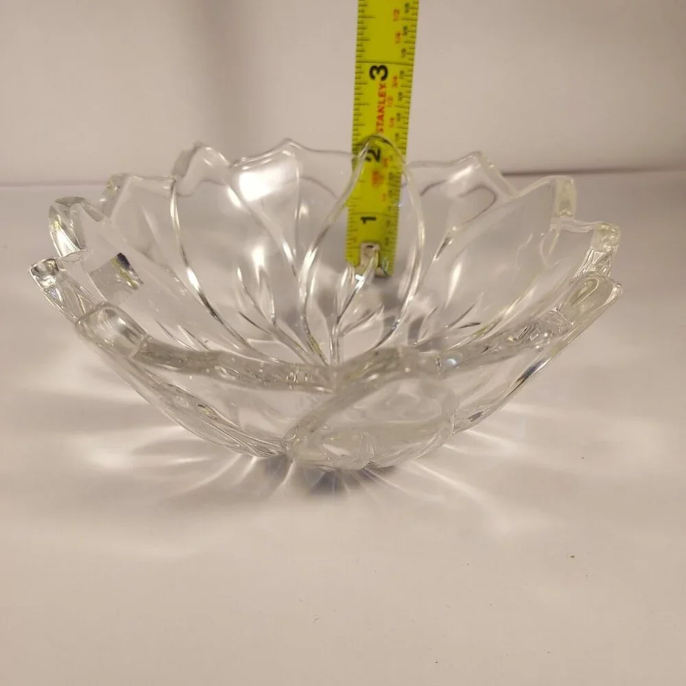 Marquis Waterford Crystal Bowl Christmas Poinsettia Candy Signed 5 Inch Diameter - Picture 6 of 13
